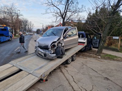 Autómentés Dunaharasztiban