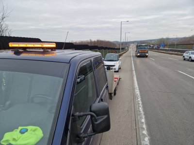 Autómentés az M0 autópályán