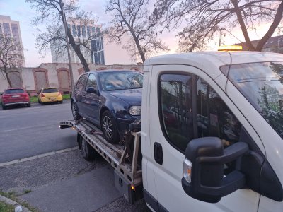 Autómentés Budapesten a VIII. kerületben