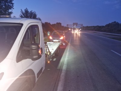 Autómentés az M0 autópályán