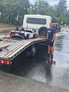 Luxus autó szállítás Budapesten