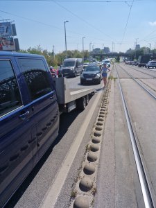 Autómentés a Róbert Károly körúton