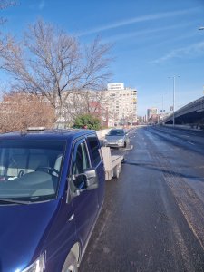 Törött lengőkar a Flórián térnél